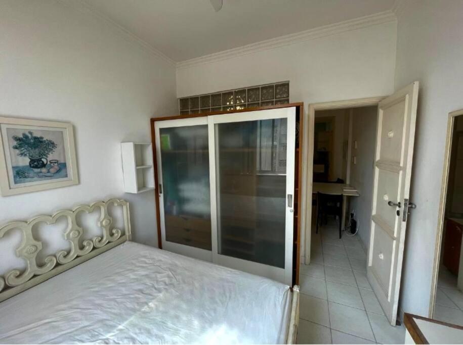 Apartamento De 2 Quartos Em Ipanema *