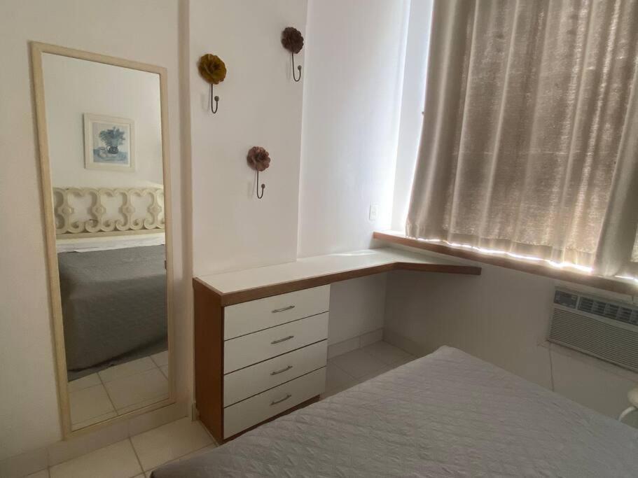 De 2 Quartos Em Ipanema * Rio de Janeiro