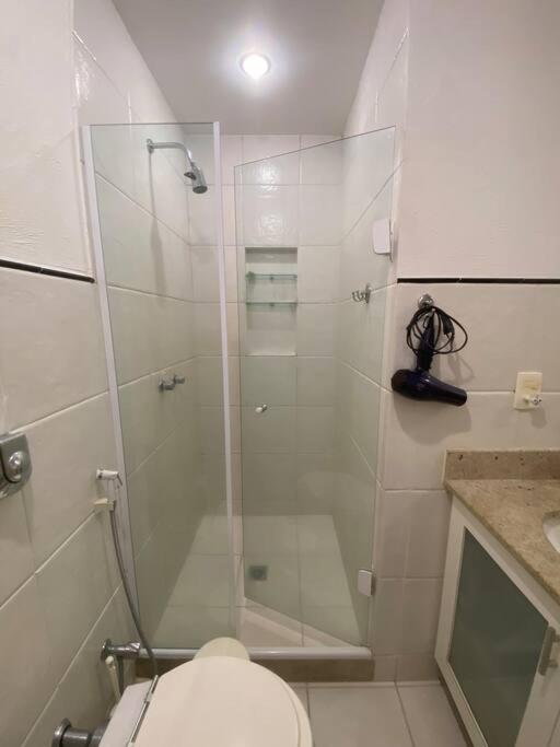 Apartamento De 2 Quartos Em Ipanema *