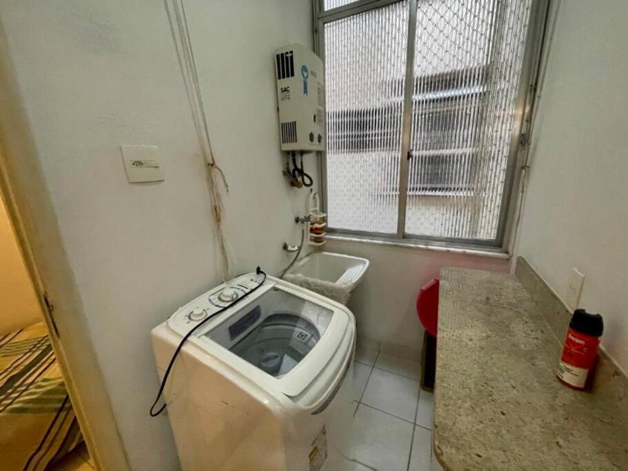 Apartamento De 2 Quartos Em Ipanema *