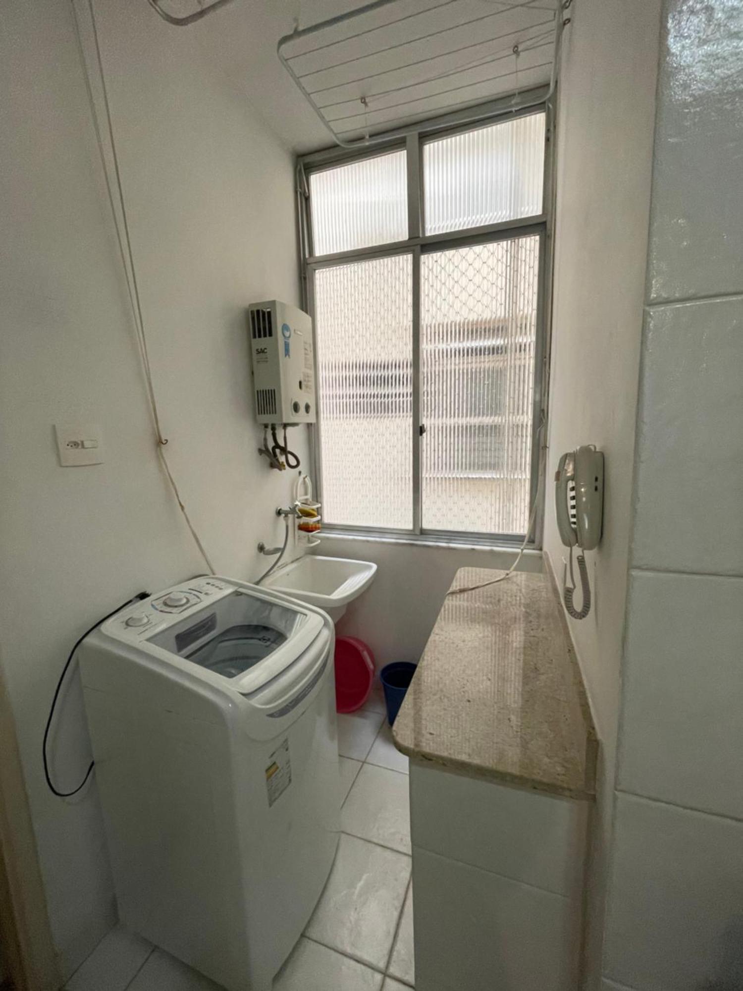 Apartamento De 2 Quartos Em Ipanema *